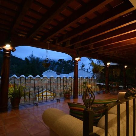 Hotel Palacio De Dona Beatriz Antigua Exteriör bild