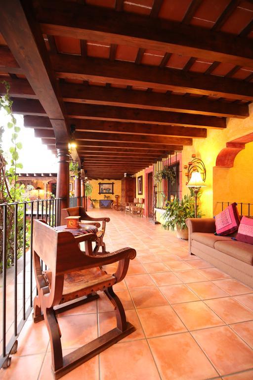 Hotel Palacio De Dona Beatriz Antigua Exteriör bild